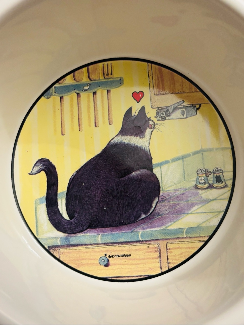 Vintage 1990s "Fat Cat" Ceramic Bowl